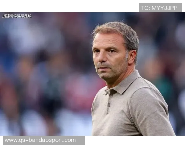 阿贾克斯总监克罗伊斯计划离任滕哈赫拒绝回归执教