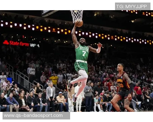 末节狂砍14分杰伦布朗展现关键球员风范马祖拉称赞其攻防全力以赴